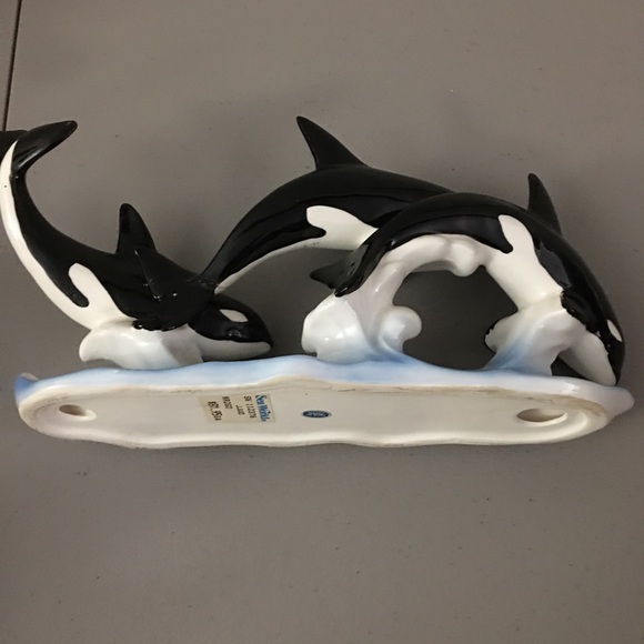 🆕 SEA WORLD PORCELAIN DOLPHINS NWT - Picture 4 of 4